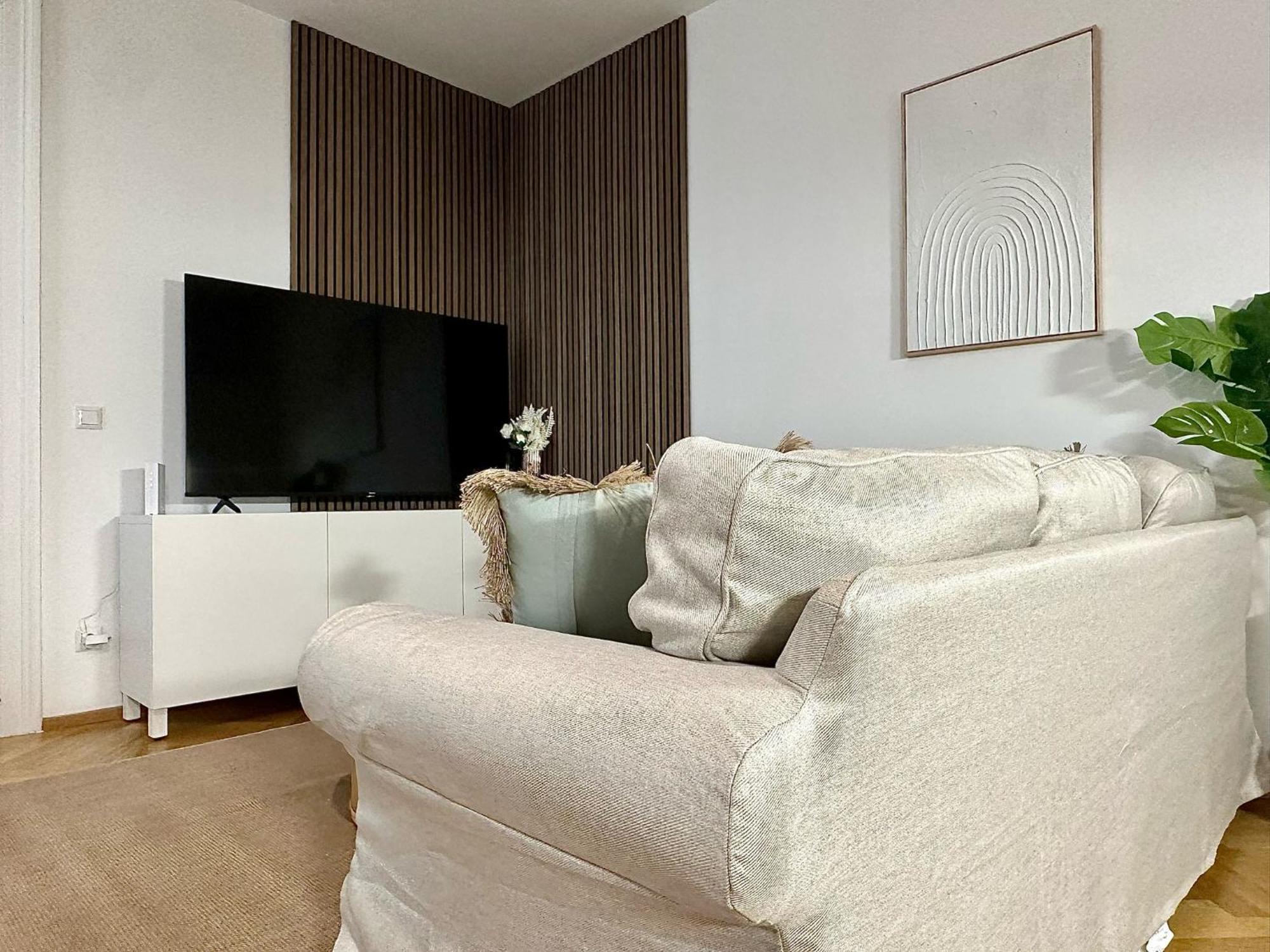 Designer Apartment Near Main Station Виена Екстериор снимка